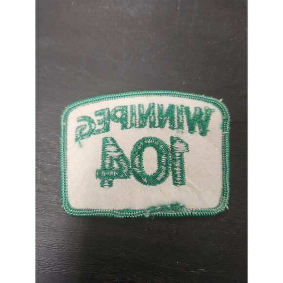Vintage Winnipeg 104 Patch Green Yellow Embroidered Scout or Cub Emblem Canada - Picture 2 of 3